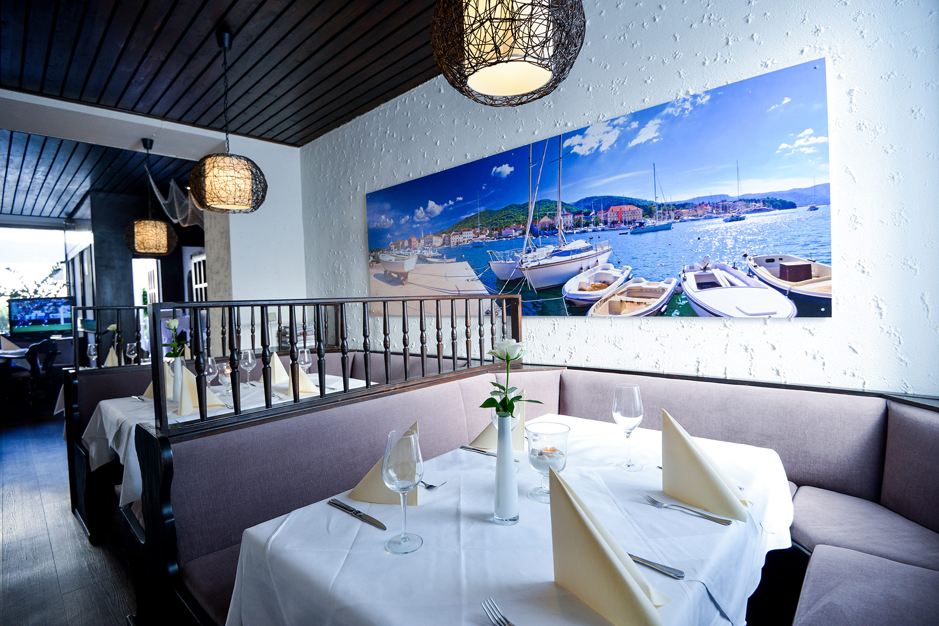 Sitzecke im Restaurant Mauritius in Wiesbaden